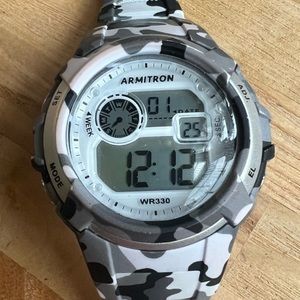 Armitron pro sport gray black camouflage digital watch NEW BATTERY